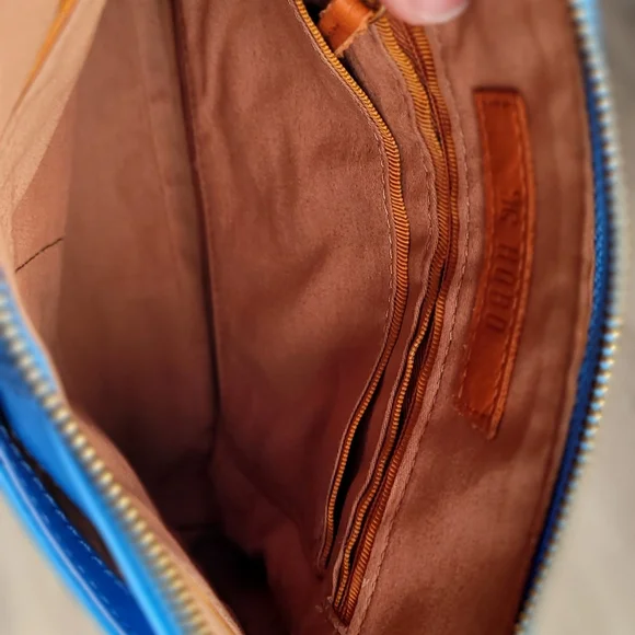 Hobo Reeva crossbody bag, interchangeable strap that goes from short to long - Picture 5 of 5